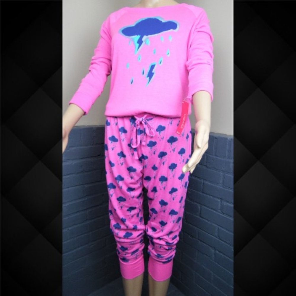 Xhilaration Storm Day Pajama Set Size Small & Med.